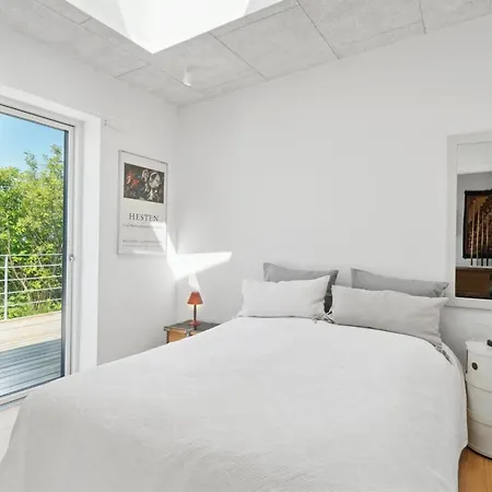 Galia - 500m From The Sea By Interhome *